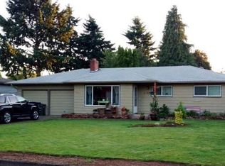2360 Rose Blossom Dr, Springfield, OR 97477