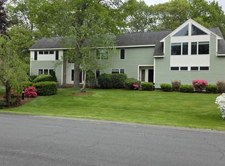 130 E Emerson Rd, Lexington, MA 02420