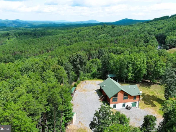 770 Staubwoods Dr, Romney, WV 26757