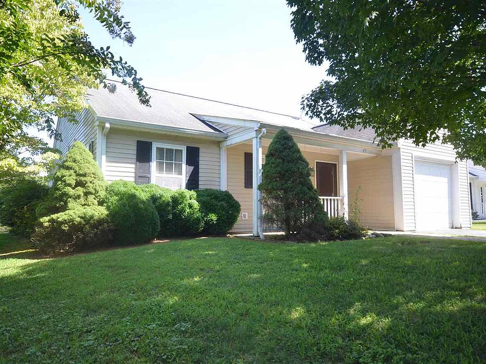 1st image of 25 Hilltop Ct