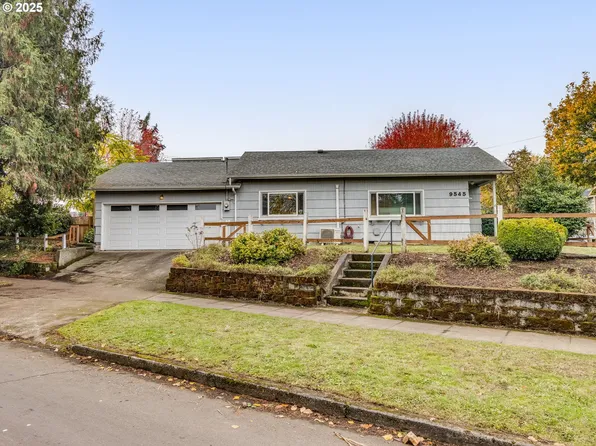 9545 N Iris Way, Portland, OR 97203