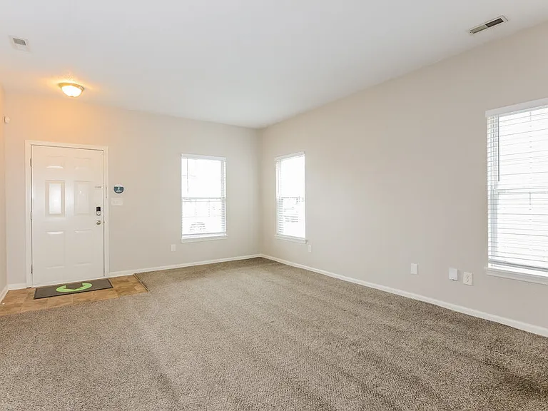 4650 Whitview Ln — Photo 5