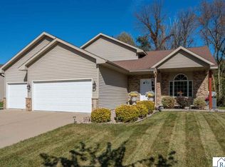 113 Sunburst Cir, Mankato, MN 56001