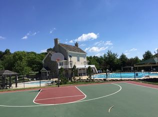 10402 Heathside Way, Potomac, MD 20854