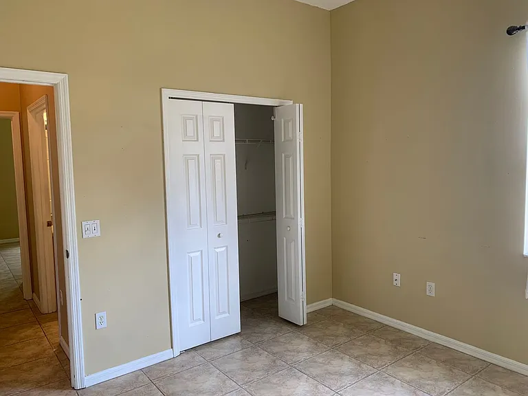 3044 Silver Palm Dr — Photo 8