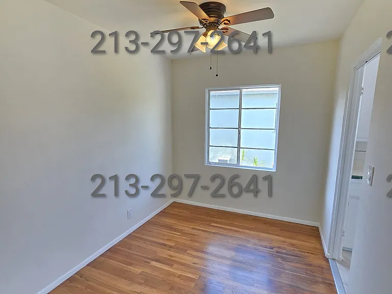 12515 Whitsett Ave #D — Photo 14