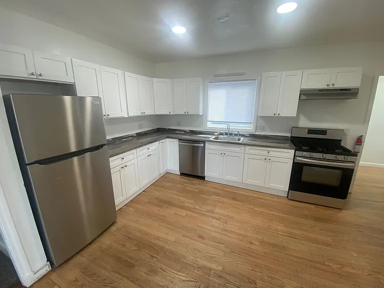 4 Nielson Ave #2 — Photo 3