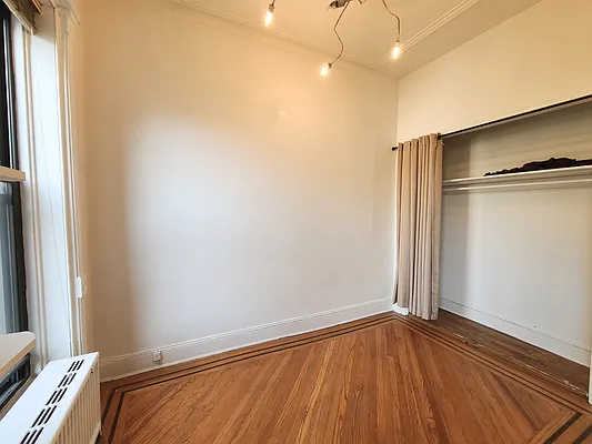 Rented by Ideal Properties Group | media 25