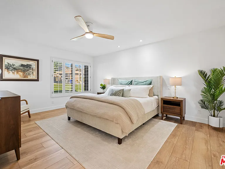 72417 Rolling Knolls Dr — Photo 11