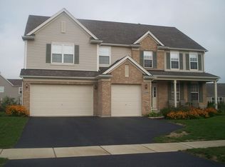 1290 Dorr Dr, Sugar Grove, IL 60554