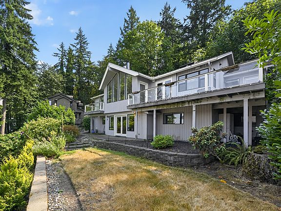 3rd image of 16619 SE 43rd St