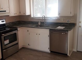 691 Hillsdowne Rd, Westerville, OH 43081