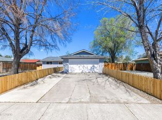 832 E Greenbrae Dr, Sparks, NV 89434