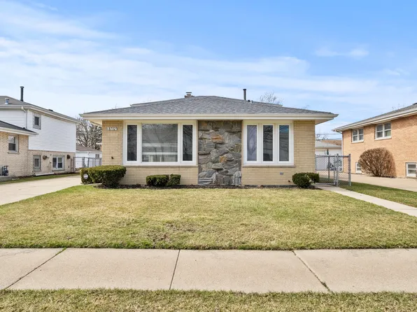 8732 S 49th Ct, Oak Lawn, IL 60453
