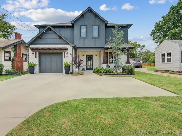 3214 E 3rd St S, Tulsa, OK 74104