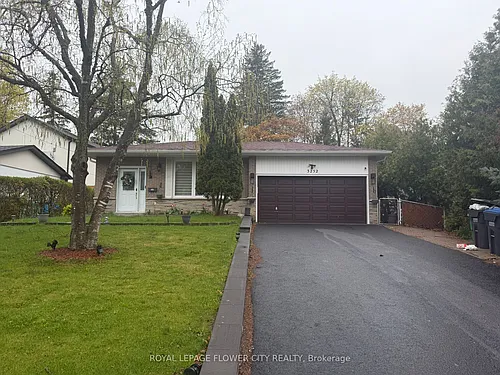 3252 Flanagan Cres Photo 1