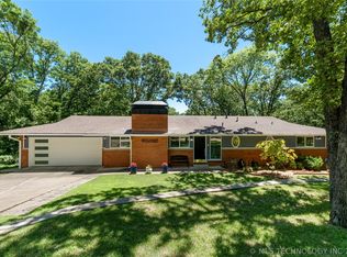 1324 Ridgewood Rd, Bartlesville, OK 74006