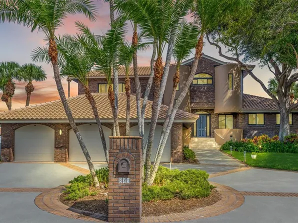 833 Ponce De Leon Dr, Tierra Verde, FL 33715