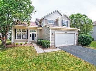 2819 Whitehall Ln, Naperville, IL