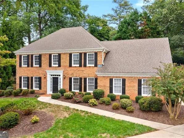 2606 Mill Pond Ct, Marietta, GA 30068
