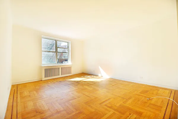 Rented by Uptown Flats LLC | media 10