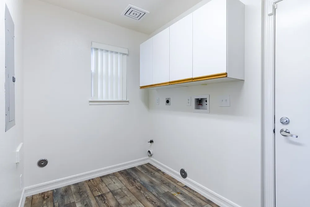 Bayview Hills - Military Housing — Photo 2
