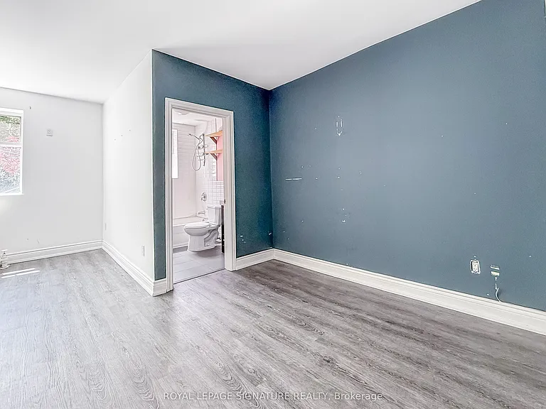 394 Dovercourt Rd #14 — Photo 9