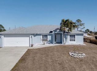 4305 NE 20th Pl, Cape Coral, FL 33909