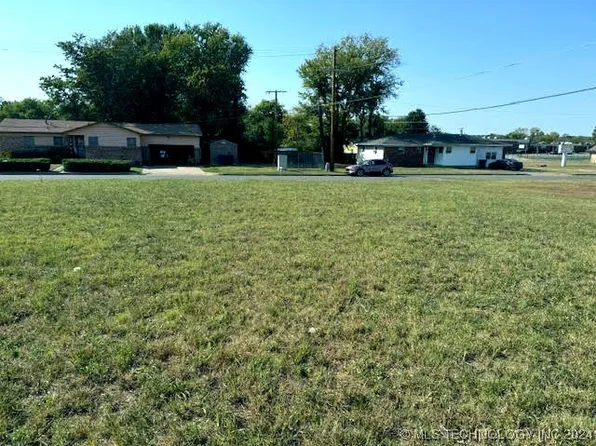 5319 N Norfolk Ave, Tulsa, OK 74126