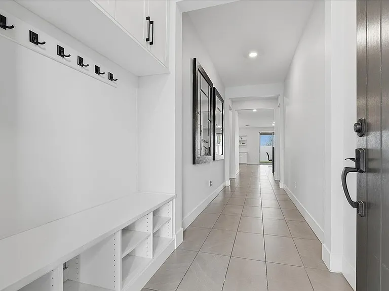 5366 Purple Moon Ave — Photo 3
