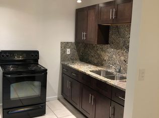 552 Holly Dr APT 1, Palm Beach Gardens, FL 33410