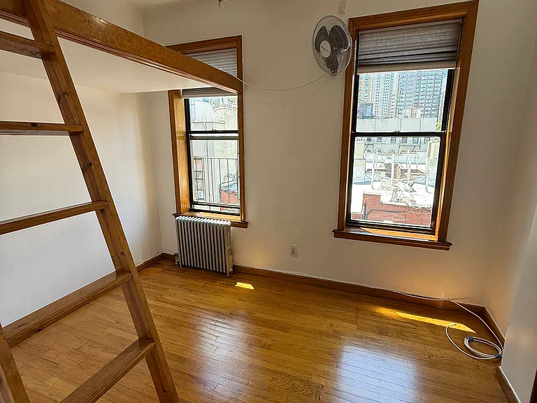 438 E 75th St #6WR — Photo 6
