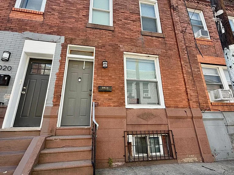 2018 S Croskey St — Photo 2