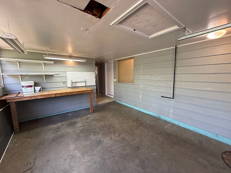 1670 Yew St SE — Photo 27