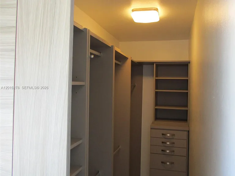 5313 Collins Ave #1111 — Photo 7