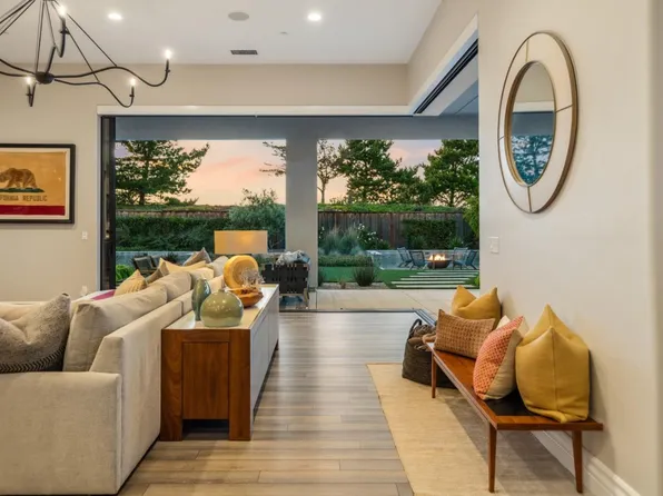 3007 Bluffs Dr, Marina, CA 93933
