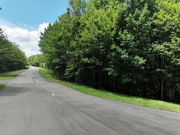 5th image of 122 Cloudland Dr