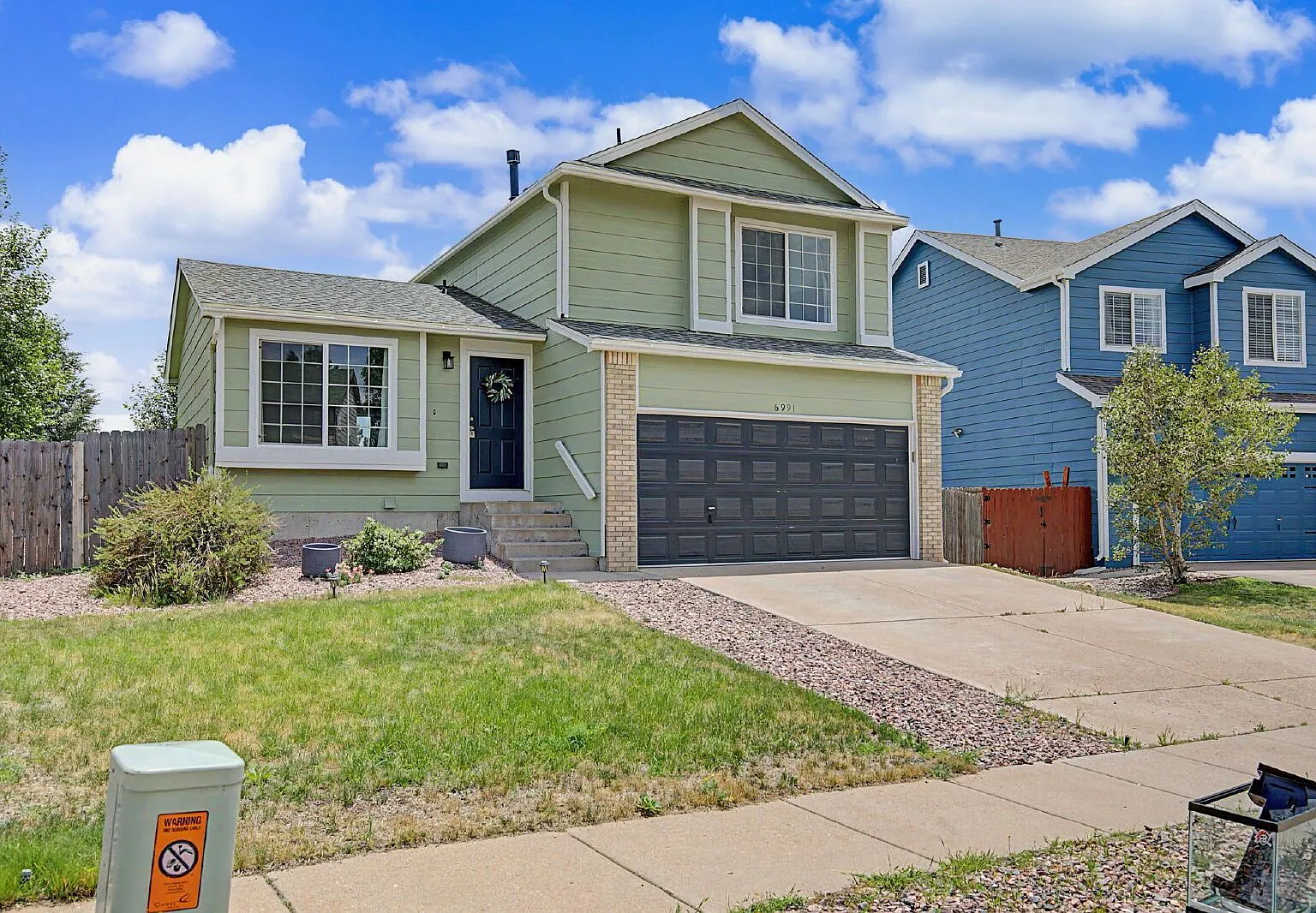 3 bed, 2.5 bath, 1816 sqft, $2,350 — Photo 3