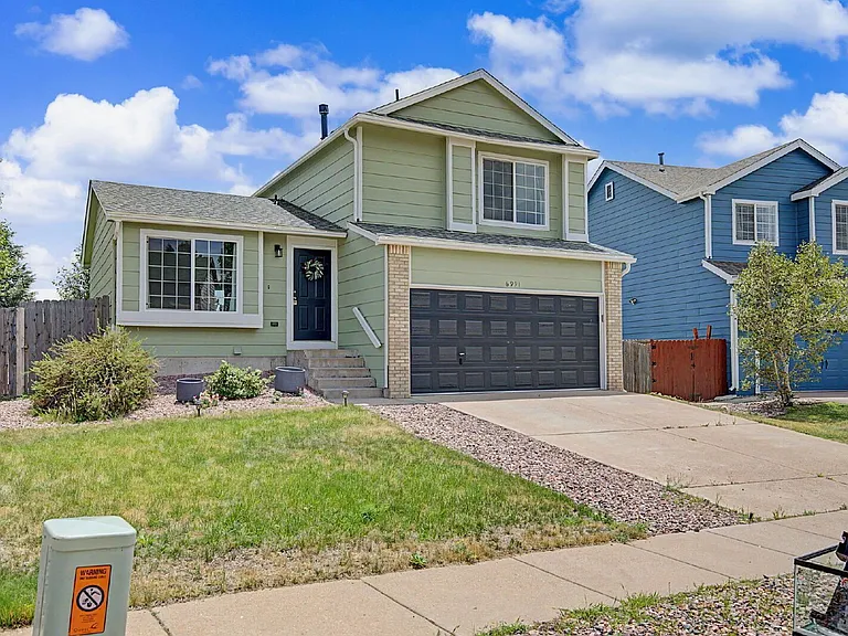 6991 Prairie Wind Dr — Photo 3