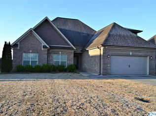 22698 Oakdale Ridge Ln, Athens, AL 35613