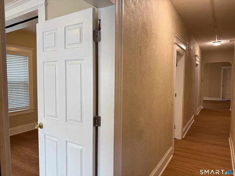 629 Colorado Ave — Photo 2