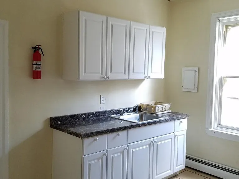 4703 Longshore Ave #2A — Photo 1