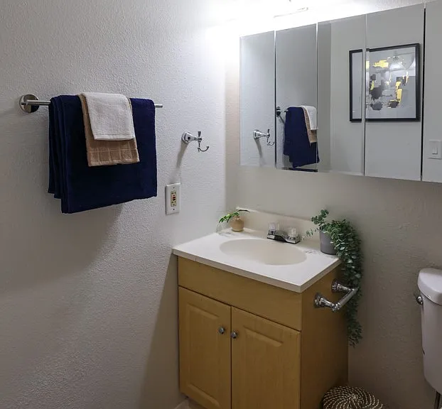328 E Dunbar Dr #1 — Photo 17