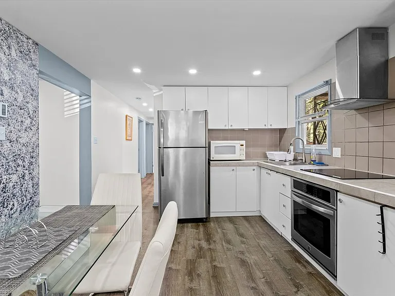 3528 Peak Dr — Photo 6