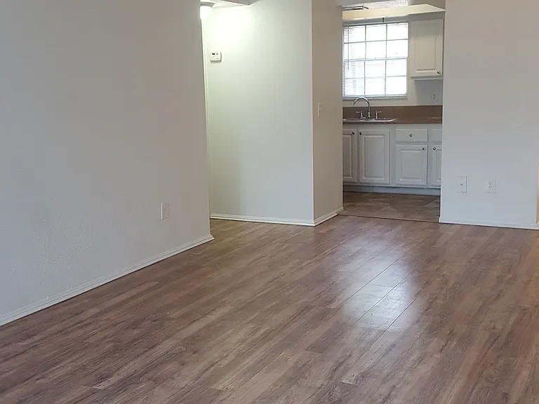 Oak Ridge Apartments — Photo 29