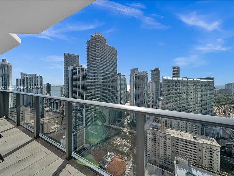 55 SW 9th St #3404 — Photo 10