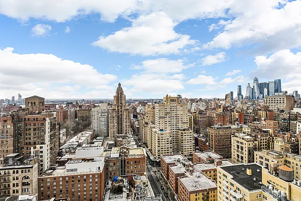 Rented by Corcoran | media 11