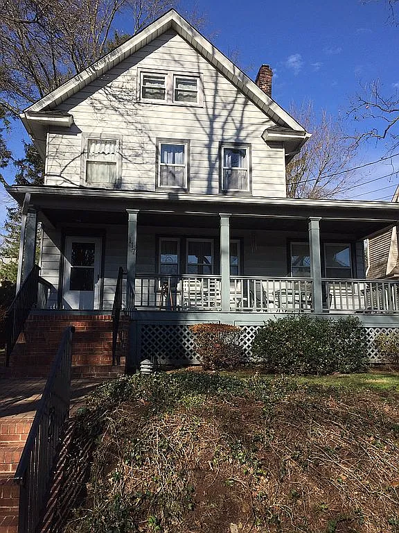 117 Donaldson St photo 1