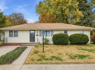 704 Arnold St, Glenwood, IA 51534