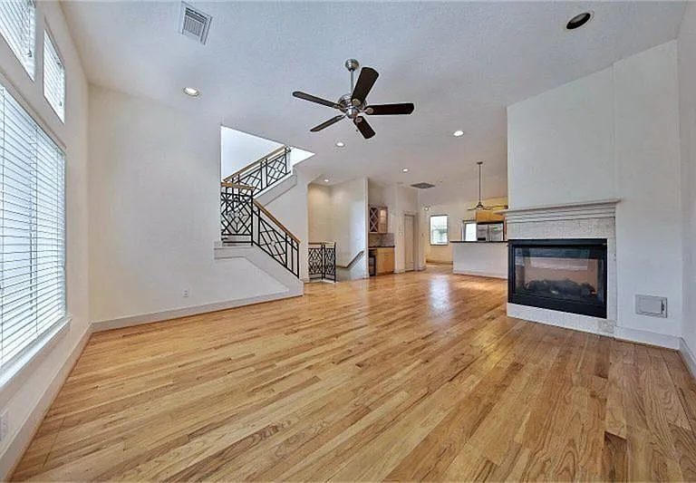 3509 Bradford St #C — Photo 11